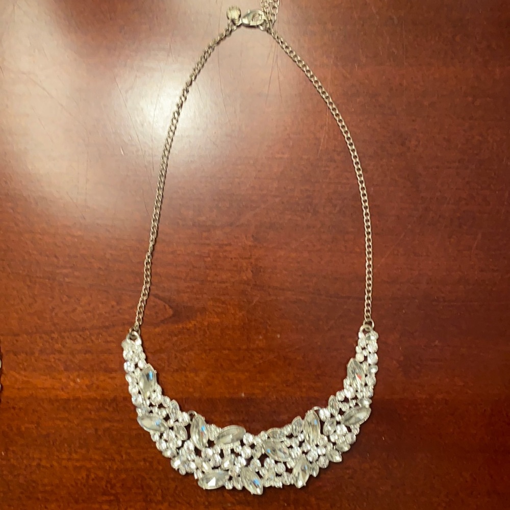Statement necklace